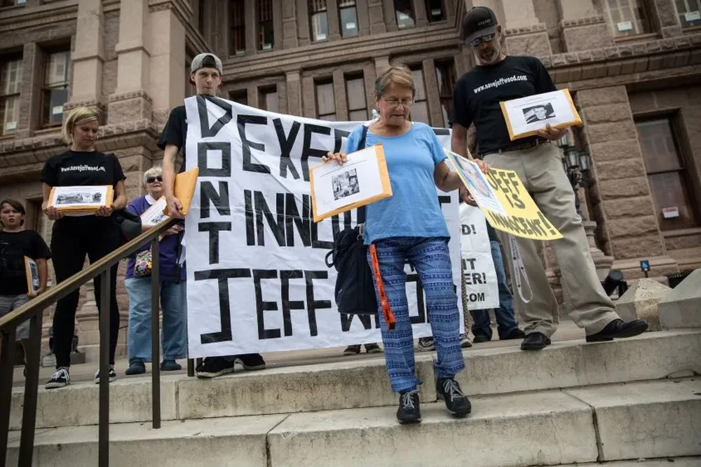 Activistas en contra de la pena de muerte se movilizaron a favor de Jeffery Wood