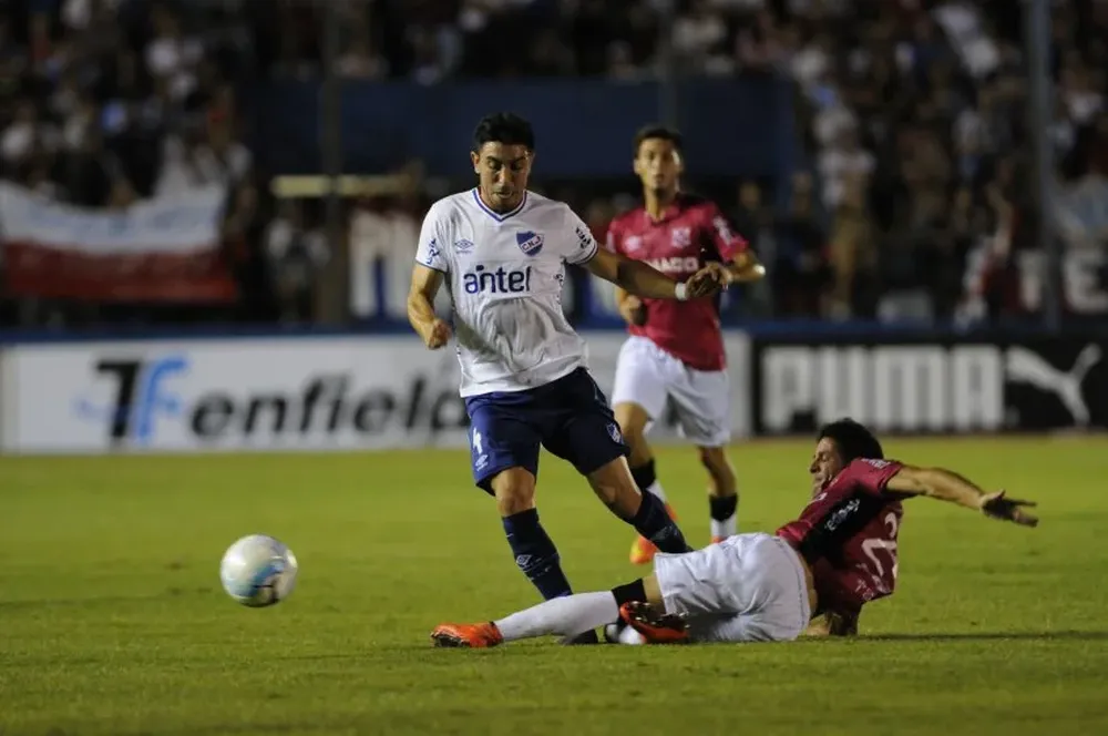 Jorge Fucile y Martín Rivas