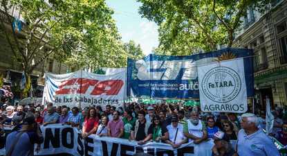 Los sindicatos más duros se movilizan contra el gobierno de Javier Milei en Plaza de Mayo. Foto: CTA