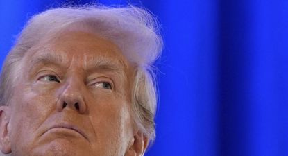 En medio de la guerra de aranceles, Trump propone que Canadá se convierta en el estado 51 de EEUU