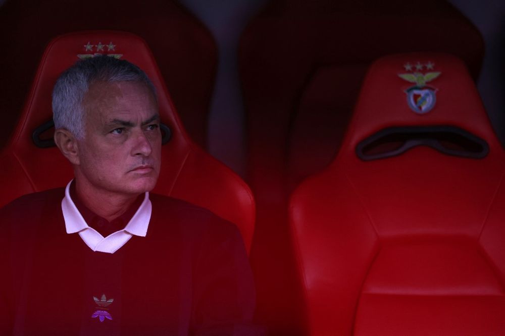 Mourinho en la serie ante Benfica