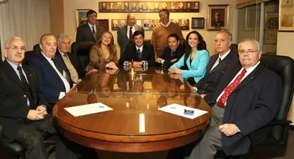 Miembros de la nueva comisión directiva para el período 2013-2015