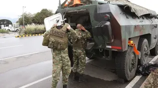Militares se despliegan para frenar a los manifestantes en Colombia
