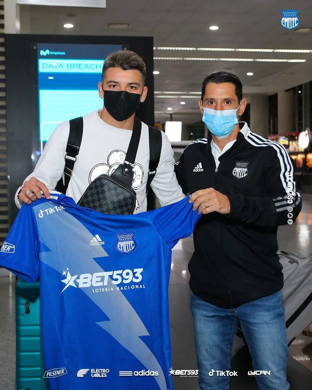 Diego García anunciado en Emelec en su llegada a Ecuador