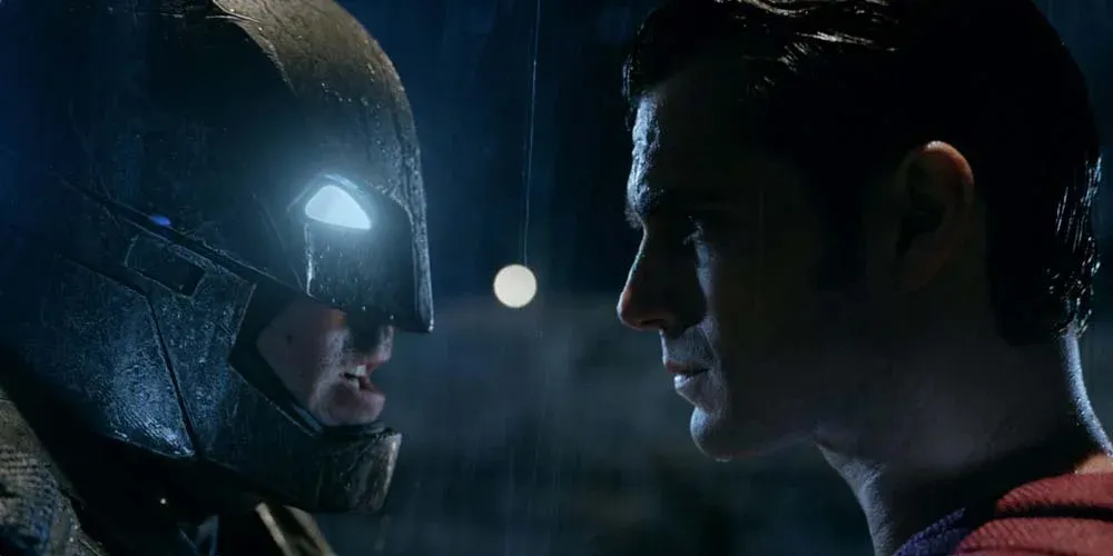 Batman (Ben Affleck) y Superman (Henry Cavill) se enfrentarán cara a cara. Warner Bros. Pictures