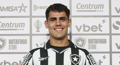 Lucas Villalba fue presentado en Botafogo