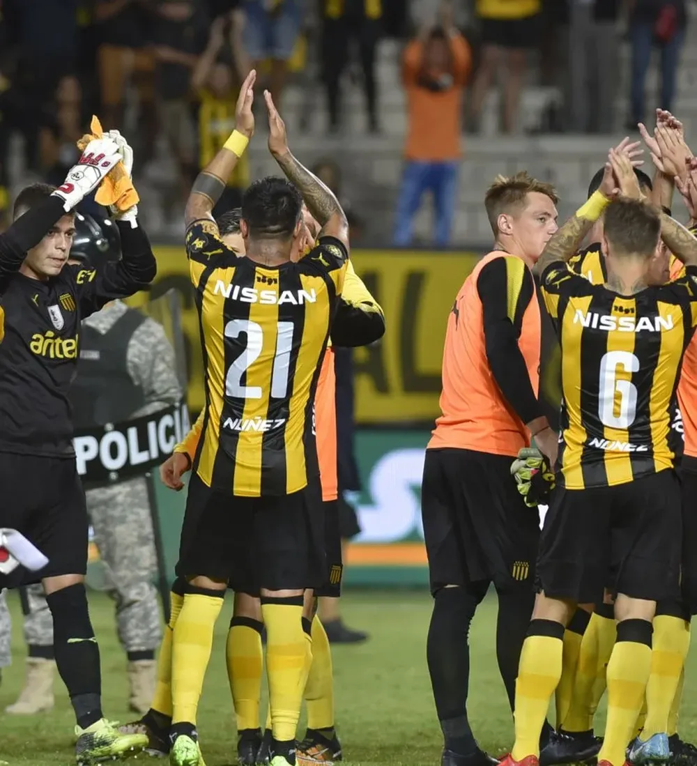 Peñarol en el Campeón del Siglo