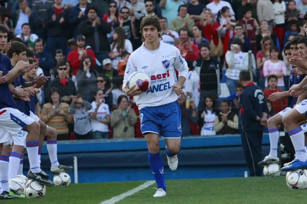 El jugador de Nacional saliendo a la cancha