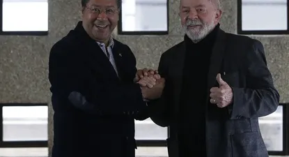 Luis Arce (izquierda) con Luiz Inácio Lula da Silva
