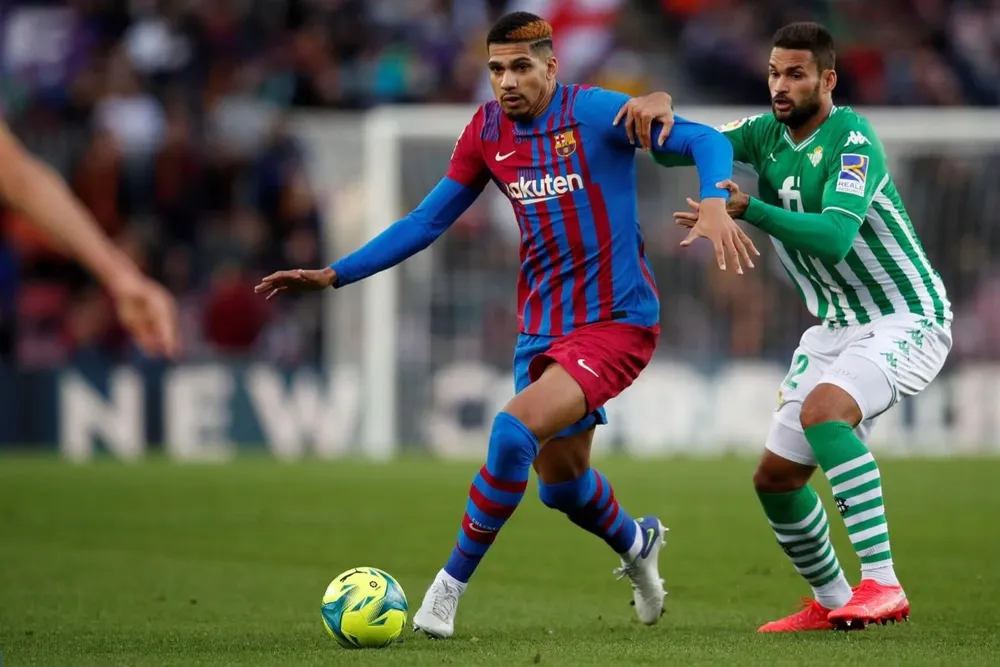 Araújo, líder defensivo de Barcelona