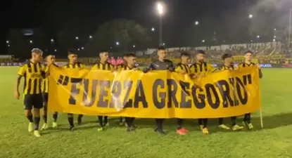 El saludo de apoyo del plantel de Peñarol a Gregorio Pérez