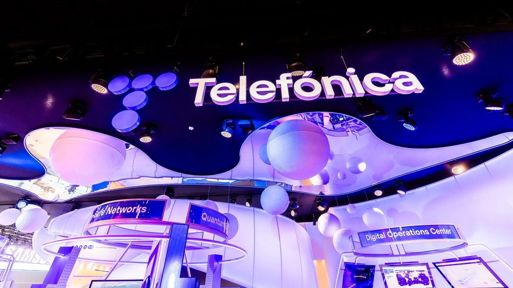stand-telefonica-mwc25-034