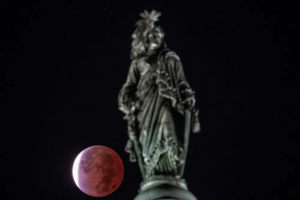 Eclipse lunar casi total en Washington DC, Estados Unidos
