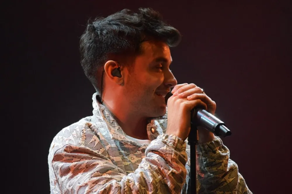 Casanova, que decidió probar suerte como solista tras la disolución del grupo, fue el protagonista de la presentación que anunció el regreso