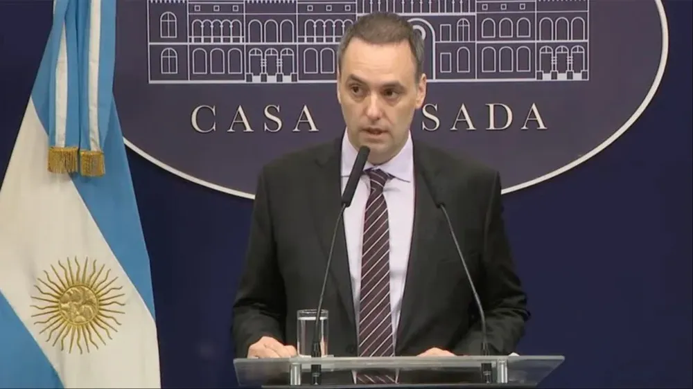 Manuel Adorni, vocero presidencial