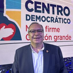 Candidato del uribismo en EEUU: Los colombianos en el exterior somos fundamentales para la economía, pero somos invisibles en la política