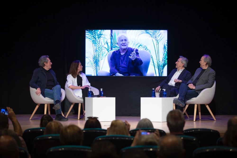 Encuentro entre Ana Belén, Joan Manuel Serrat, Victor Manuel y Miguel Ríos para conmemorar la gira de El gusto es nuestro,