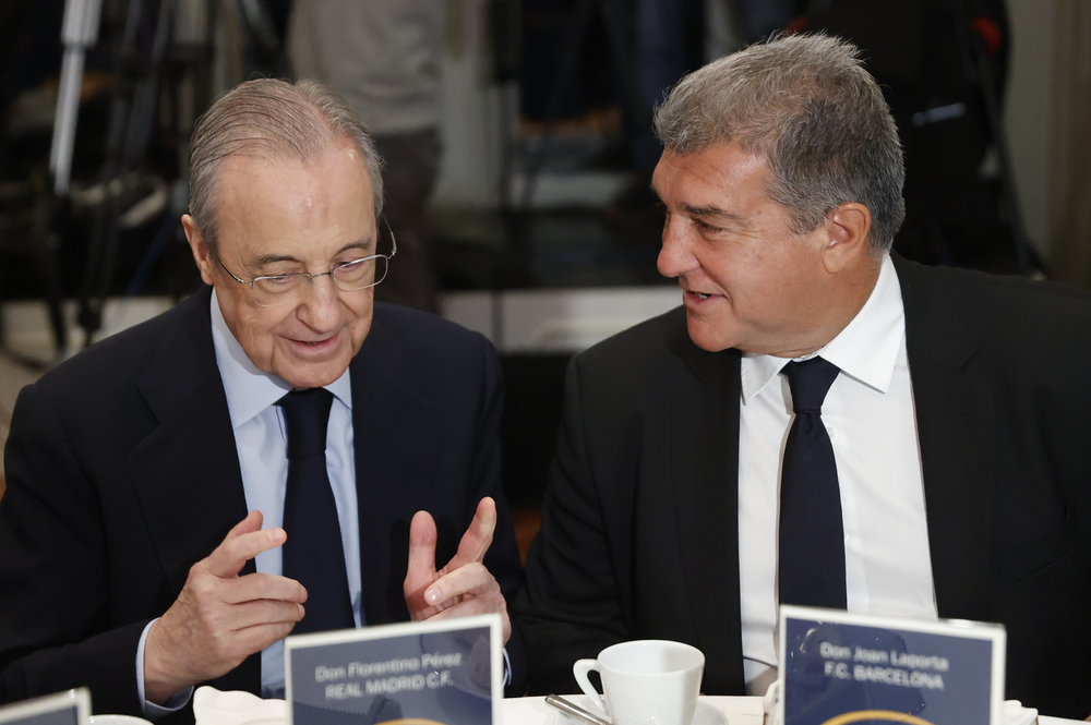 Florentino Pérez junto a Joan Laporta, presidente del FC Barcelona.