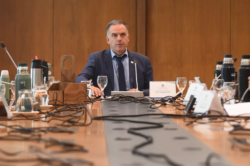 Yamandú Orsi en el Consejo de Ministros en Torre Ejecutiva.&nbsp;