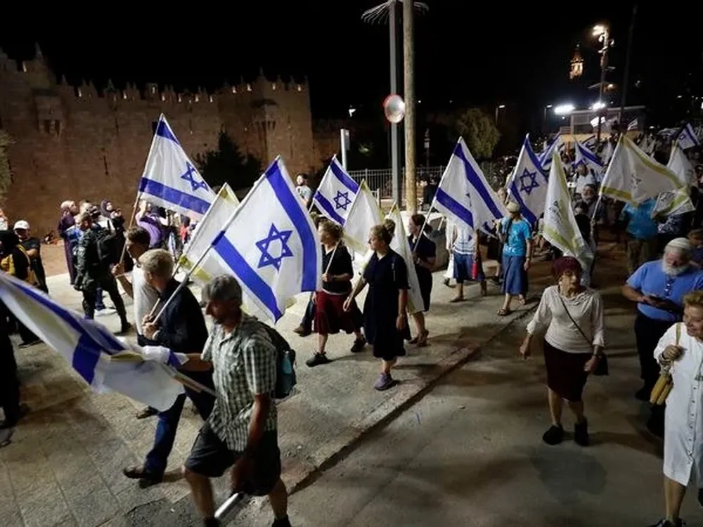 Colonos israelíes de Cisjordania ocupada se manifiestan en Jerusalén.