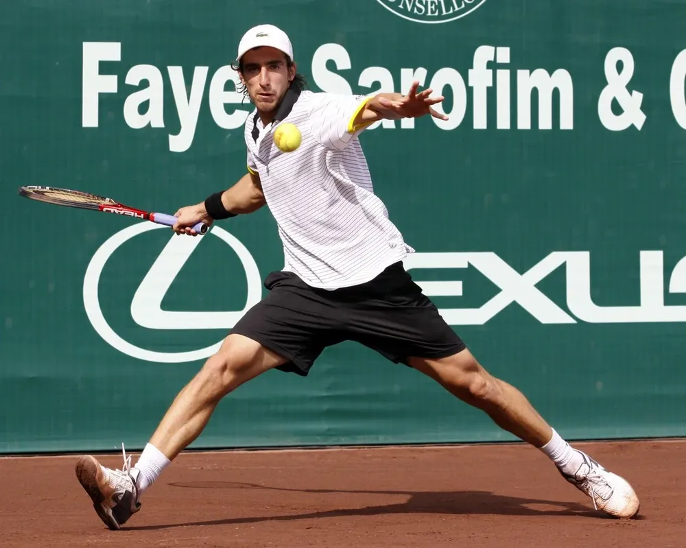 El uruguayo se metió entre los cuatro mejores del ATP Estoril