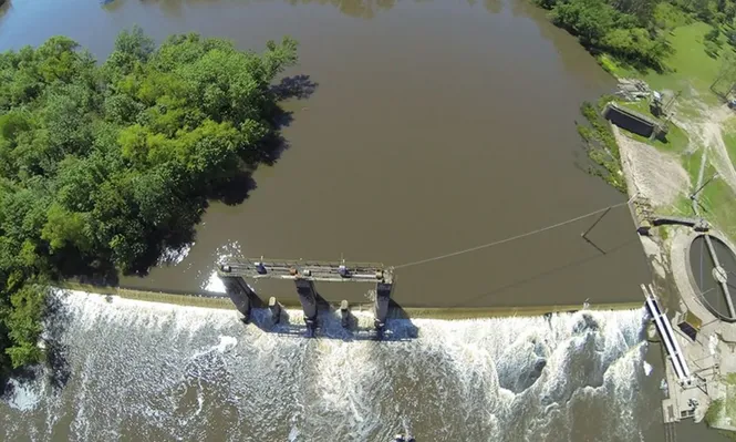 Represa Aguas Corrientes en Canelones
