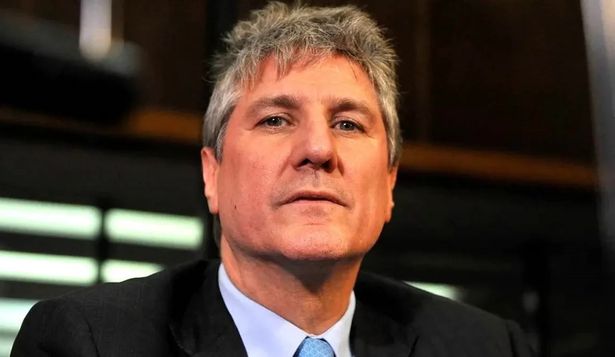 Evalúan sacarle también la jubilación de privilegio a Amado Boudou