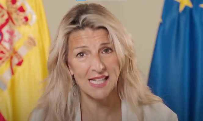 Yolanda Díaz pidiendo el reconocimiento del Estado de Palestina desde el río hasta el mar