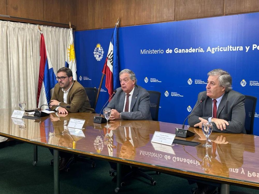 MGAP: Juan Ignacio Buffa, Fernando Mattos y Conrado Ferber.