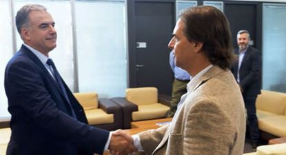 El Observador | Yamandú Orsi y Luis Lacalle Pou.jpg