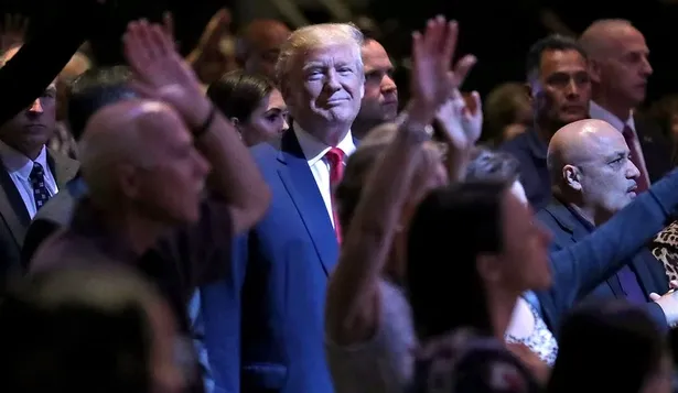 Ya saben lo que quiero decir con fuerte: para Trump todas las opciones son viables con Venezuela
