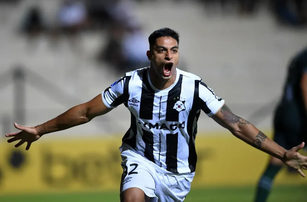 Hernán Rivero quedó libre de Wanderers