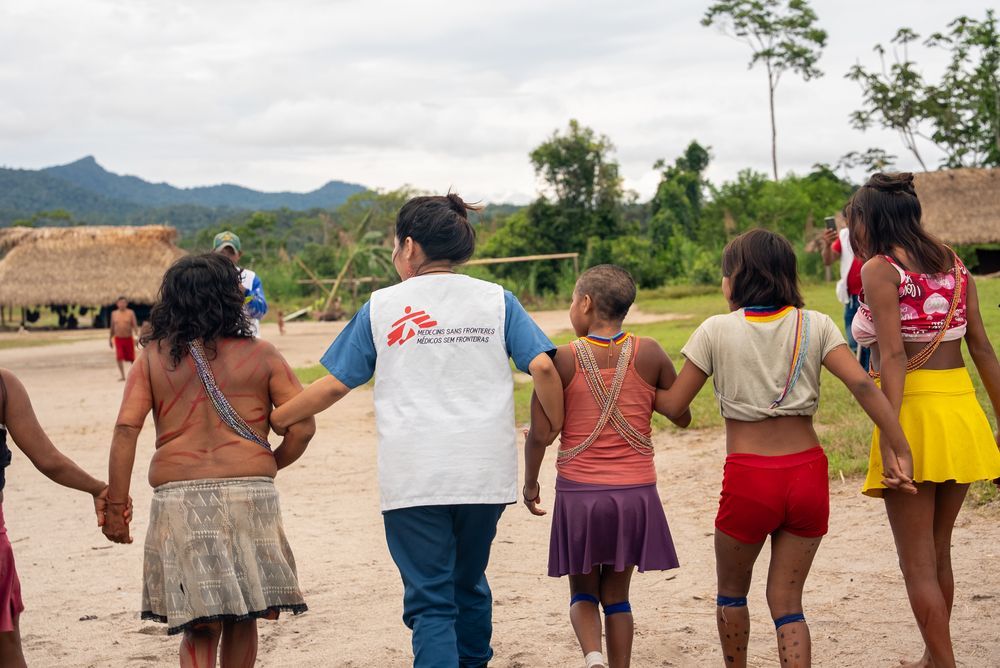 MSF con comunidades locales de Brasil