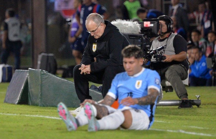 Marcelo Bielsa y Mathías Olivera Marcelo Bielsa y Mathías Olivera