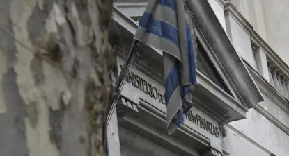 ¿Por qué el gobierno debe subir los impuestos para financiar el aumento del gasto?