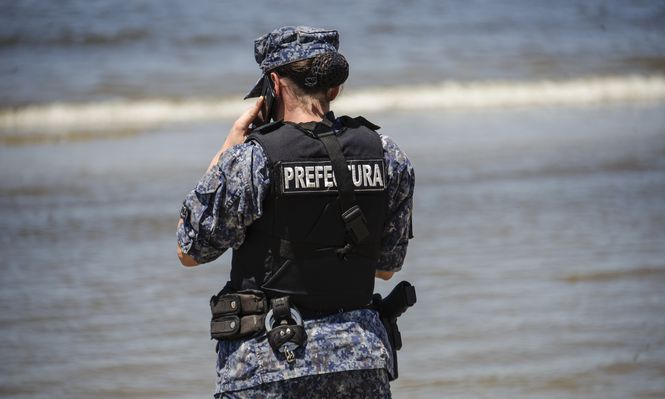 Un hombre dijo haber escuchado a un familiar fallecido llamándolo desde el mar y desapareció en playa San Luis