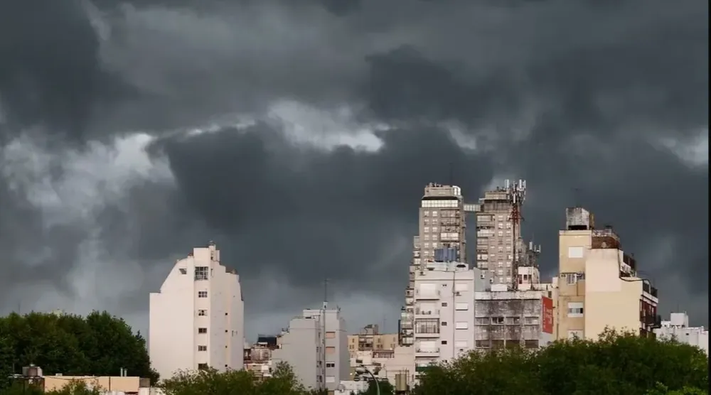 La provincia de Buenos Aires y otras catorce en alerta por fuertes tormentas y lluvias intensas