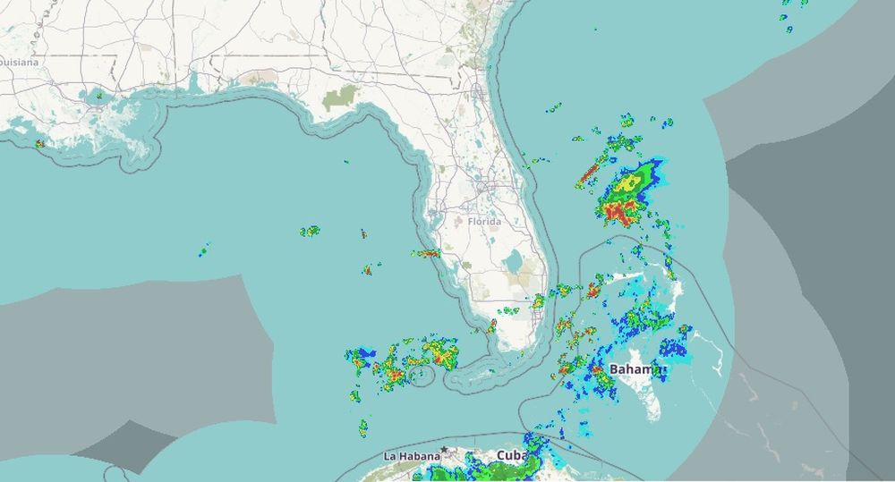 Miami tendrá mejores condiciones este viernes por la mañana pero volverán las tormentas por la tarde. (Rain Alarm).