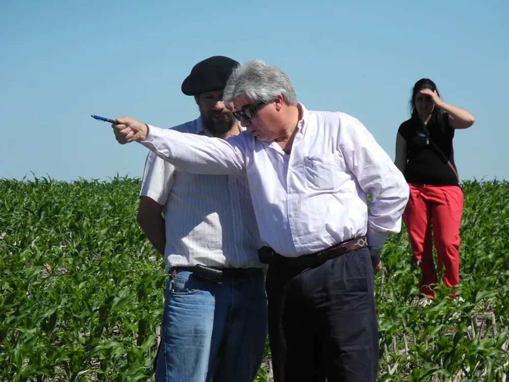 El ministro de Ganadería hará un alto en el camino