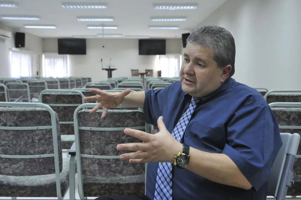 Salón del Reino de los Testigos de Jehová emplazado en el barrio Lezica