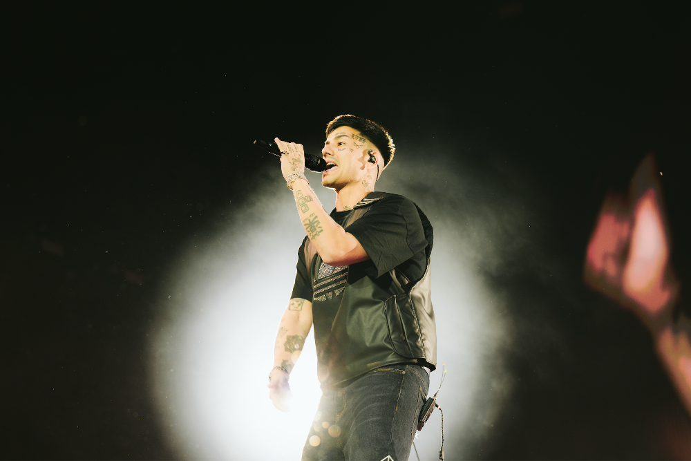 Duki vuelve a Uruguay, esta vez para presentar su último disco: Ameri