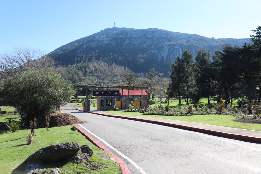 Entrada a la reserva del Cerro Pan de Azúcar. Archivo