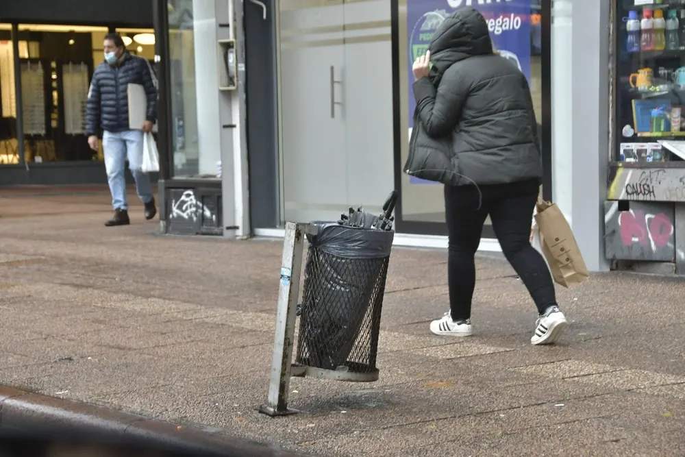 Para la mañana de Montevideo, Inumet pronosticó fuertes rachas de viento de 50-60 km/h