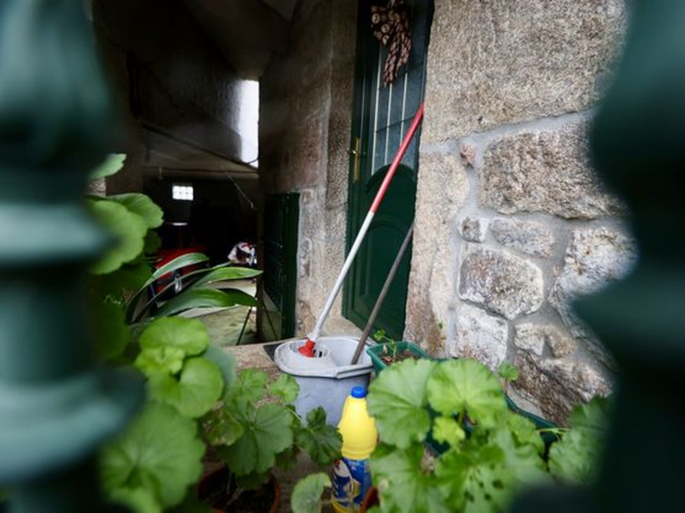 Interior de la casa donde se ha producido la agresión