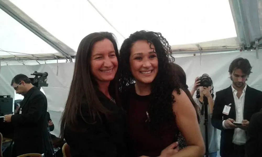 Andrea Grobocopatel (Los Grobo) junto a Leila Velez (Beleza Natural)