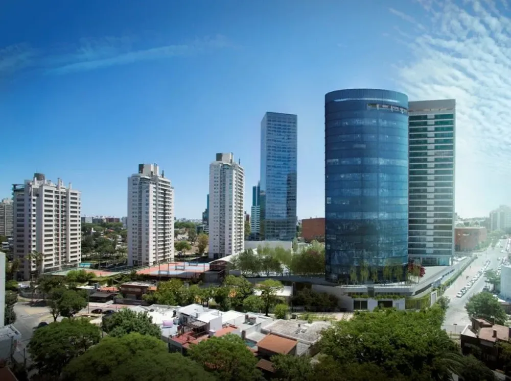 Proyección de la nueva torre en el entorno del complejo WTC en el barrio de Buceo.