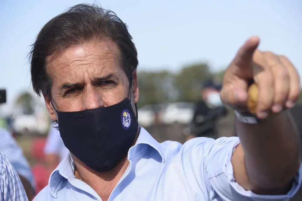 El presidente Luis Lacalle Pou llamó a los uruguayos a no relajarse