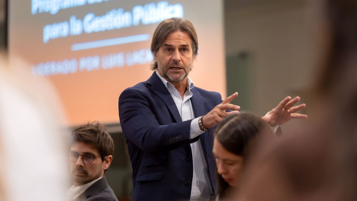 Programa del CED liderado por Lacalle Pou cerró las inscripciones con más de 1.500 aspirantes