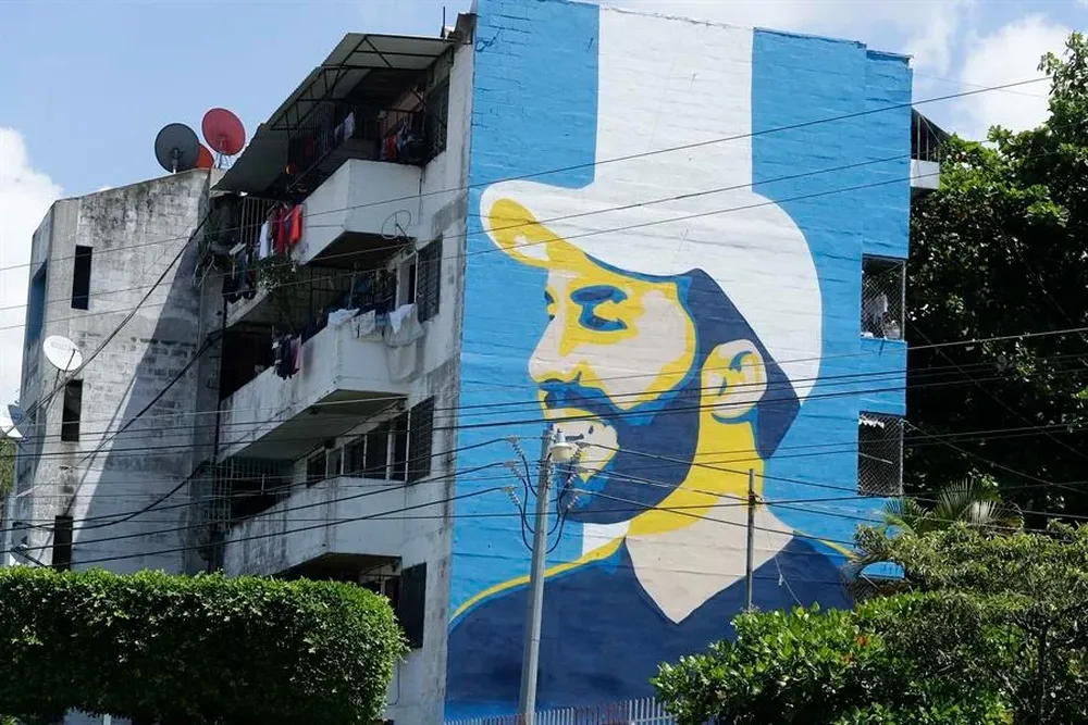 El presidente salvadoreño Nayib Bukele ya lanzó su campaña presidencial
