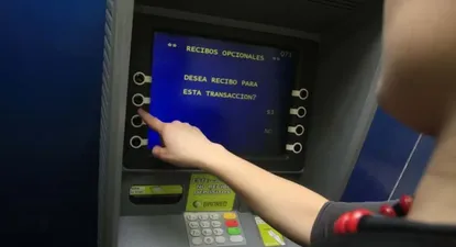 Bancos privados extienden retiro de dinero a locales de cobranza en medio de dificultades con cajeros